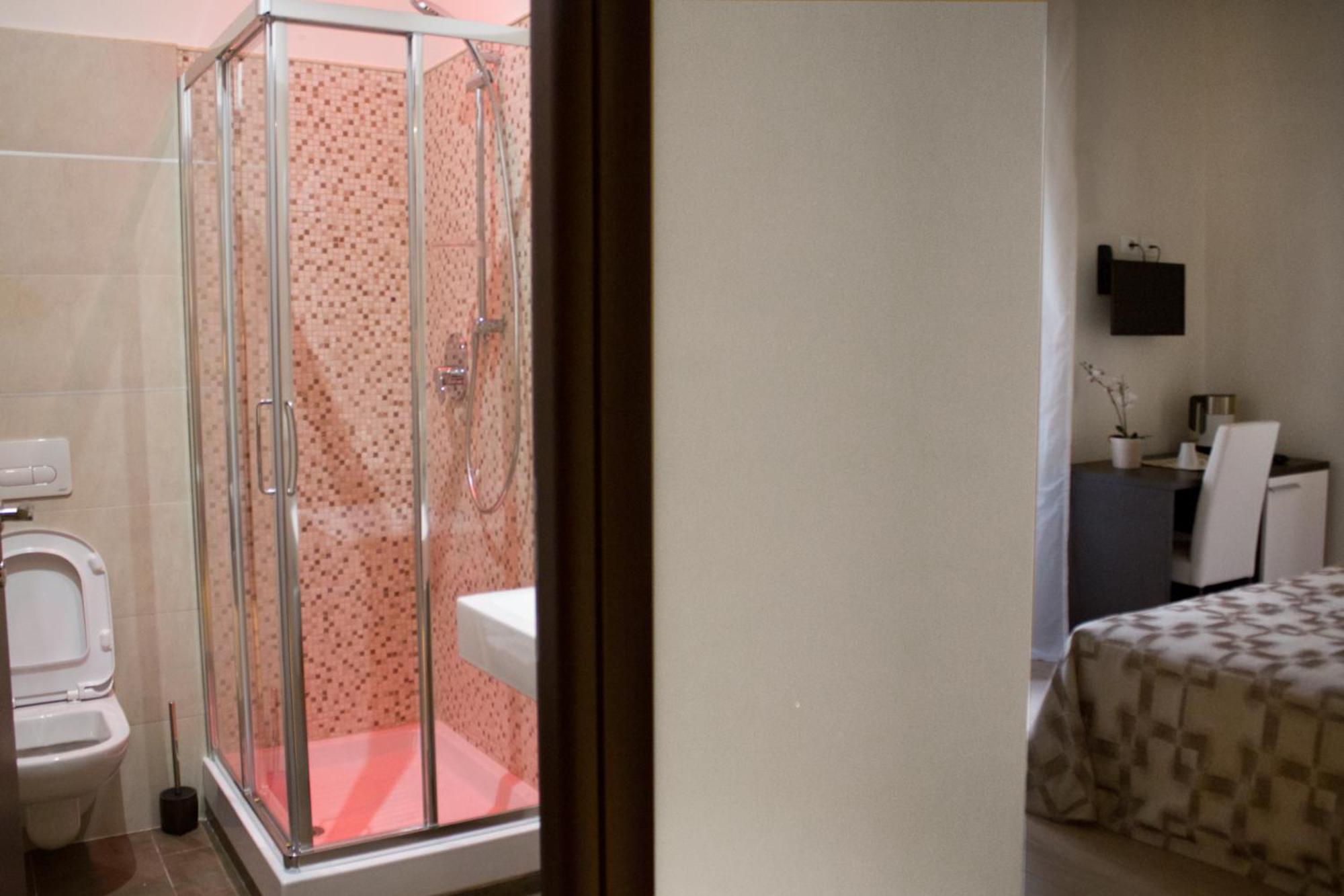 Stardust Rome Guest House Room photo
